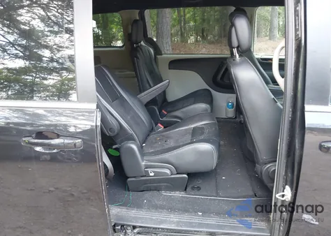 2020 Dodge Grand Caravan Sxt из США, поврежденный, VIN 2C4RDGCG3LR193722